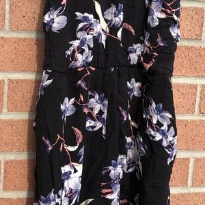Flower short keyhole Jumpsuit - black - size L
